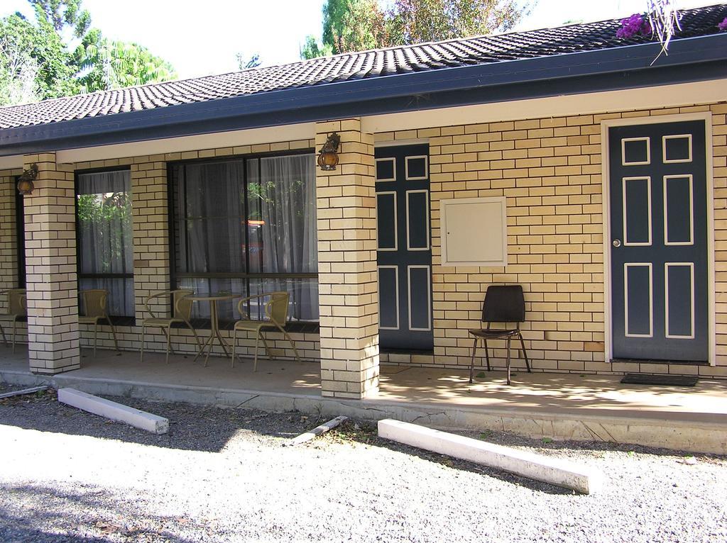 Sapphire Motel Korora Bagian luar foto