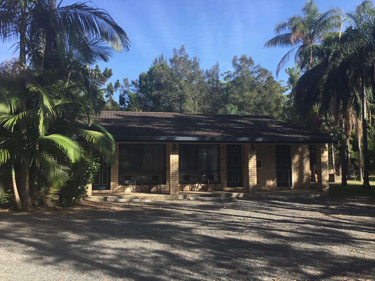 Sapphire Motel Korora Bagian luar foto