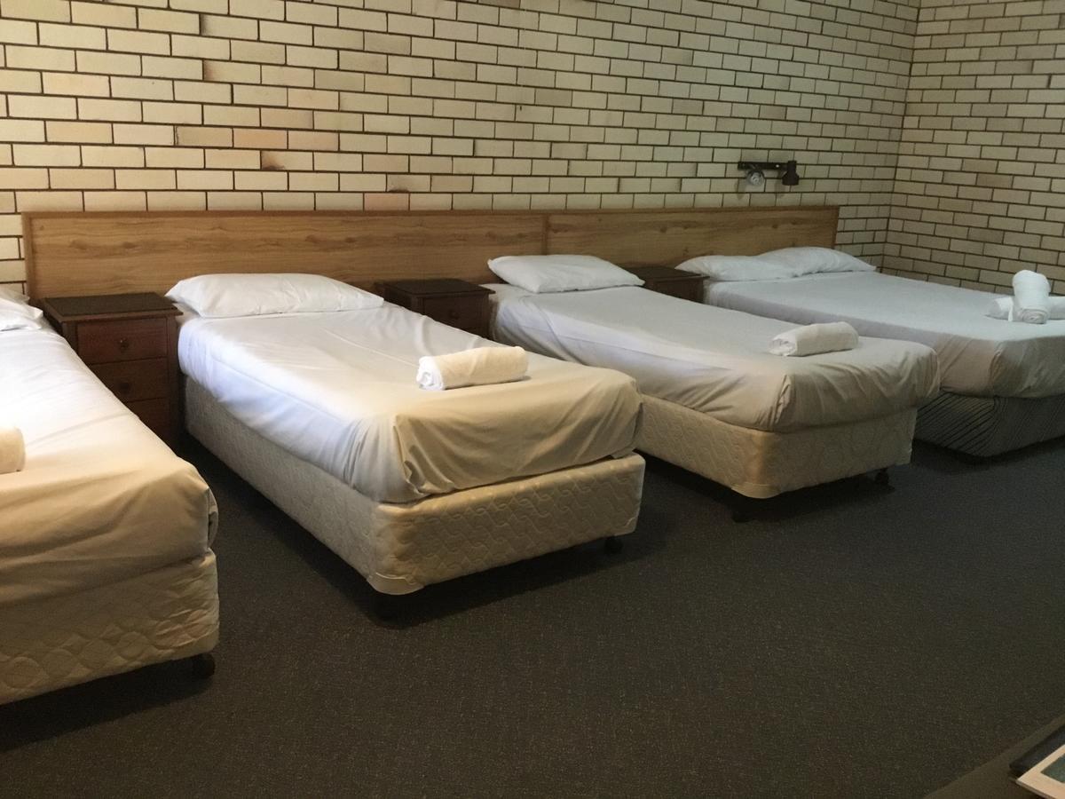 Sapphire Motel Korora Bagian luar foto